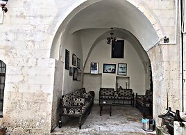 Aslan Guest House