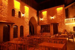 Aslan Guest House