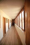 Aslan Guest House