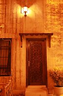 Aslan Guest House