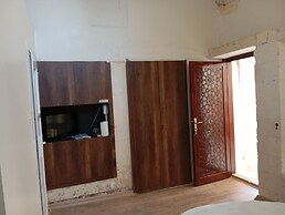 Aslan Guest House