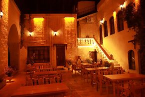 Aslan Guest House