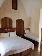 Aslan Guest House