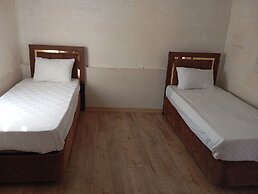 Aslan Guest House