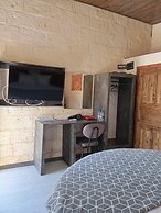 Aslan Guest House