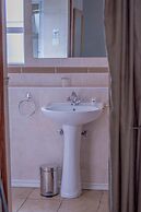 314 on Clark Guest House