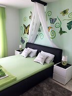 Logos Guesthouse