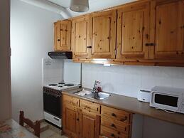 Botsis Guest House