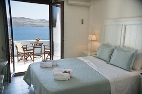 Clara Hotel