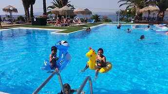 Clara Hotel