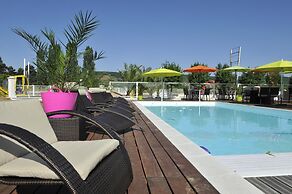 Brit Hotel Dijon Hermes