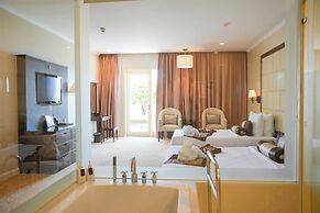 Sea Links Beach Hotel