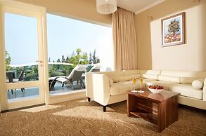 Sea Links Beach Hotel