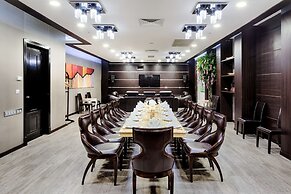 Royal Tulip Almaty