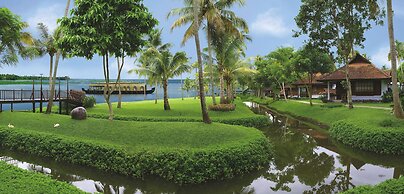 Kumarakom Lake Resort