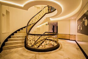 Hotel Grand Godwin