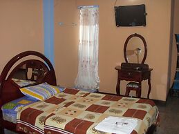 Hotel Eloy Alfaro - Hostel