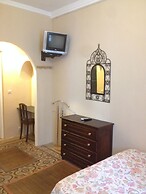 Dar Omar Khayam