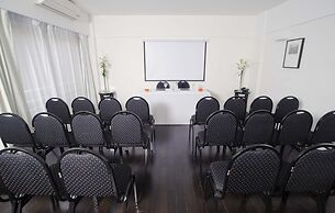 Awwa Suites and Spa