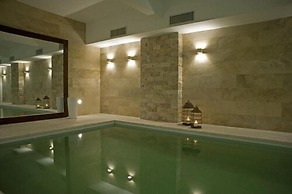 Awwa Suites and Spa