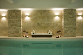Awwa Suites and Spa