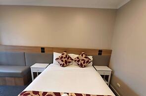 The Coachman Motel & Units