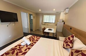 The Coachman Motel & Units