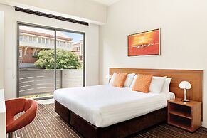 Mantra Charles Hotel Launceston
