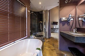 Francolin Lodge
