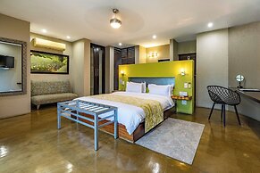 Francolin Lodge