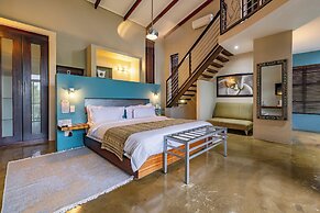 Francolin Lodge