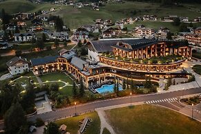 Hotel Granbaita Dolomites
