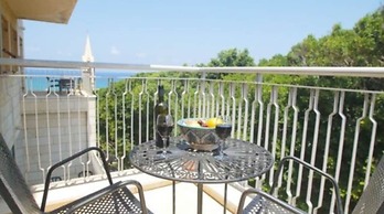 Andromeda Hill apartments & Spa