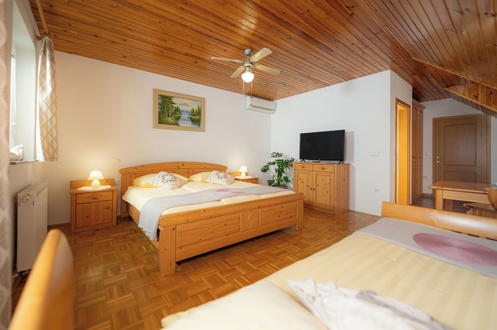 Rooms & Apartments Pr Matjon