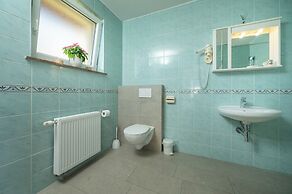 Rooms & Apartments Pr Matjon