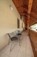 Rooms & Apartments Pr Matjon