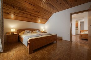 Rooms & Apartments Pr Matjon
