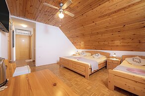 Rooms & Apartments Pr Matjon