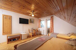 Rooms & Apartments Pr Matjon