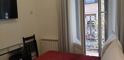 Hostal Las Fuentes - Adults Only