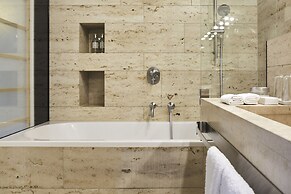Cortiina Hotel
