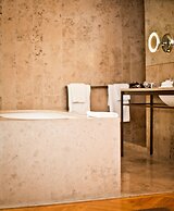 Cortiina Hotel