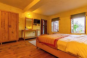 Chevron Eco Lodge