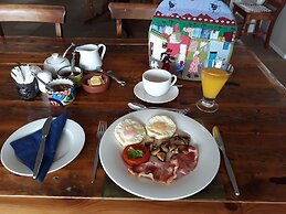 Moonglow Guest House