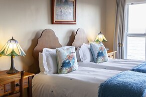 Moonglow Guest House