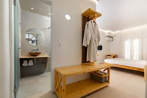Hotel Thira