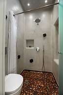 Hotel Thira