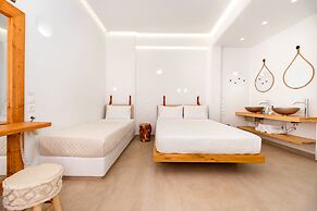 Hotel Thira