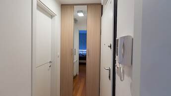 Dream Hotel