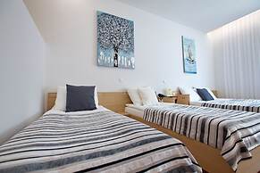 Dream Hotel
